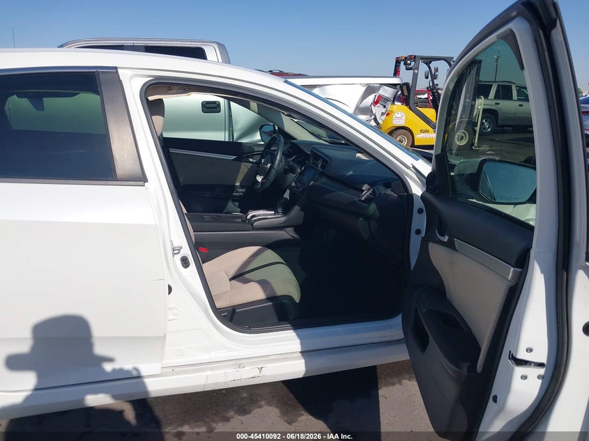 2018 Honda Civic VIN JHMFC1F35JX009826 IAAI salvage auction — RIGHT FRONT, Salvage Title, sold $4,050 on 2026-07-28 (photo 5)