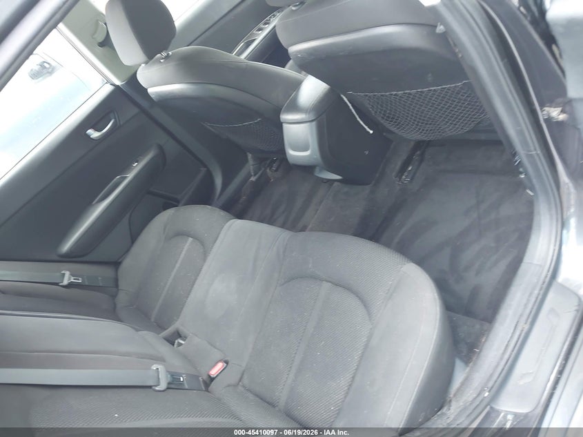 2019 Kia Optima VIN 5XXGT4L33KG281831 IAAI salvage auction — FRONT END, Salvage Title, sold $475 on 2026-07-28 (photo 8)