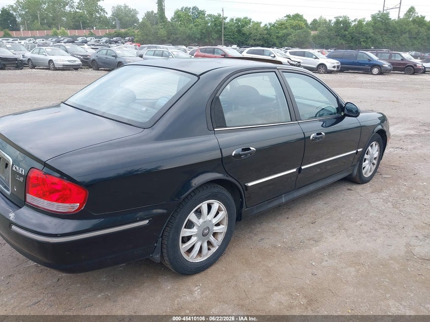 2002 Hyundai Sonata VIN KMHWF35H42A712514 IAAI salvage auction — NORMAL WEAR, Clear (Pennsylvania), sold $350 on 2026-07-10 (photo 4)