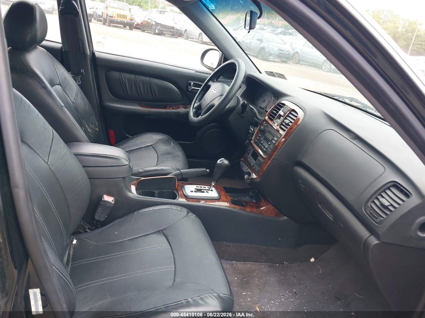 2002 Hyundai Sonata VIN KMHWF35H42A712514 IAAI salvage auction — NORMAL WEAR, Clear (Pennsylvania), sold $350 on 2026-07-10 (photo 5)