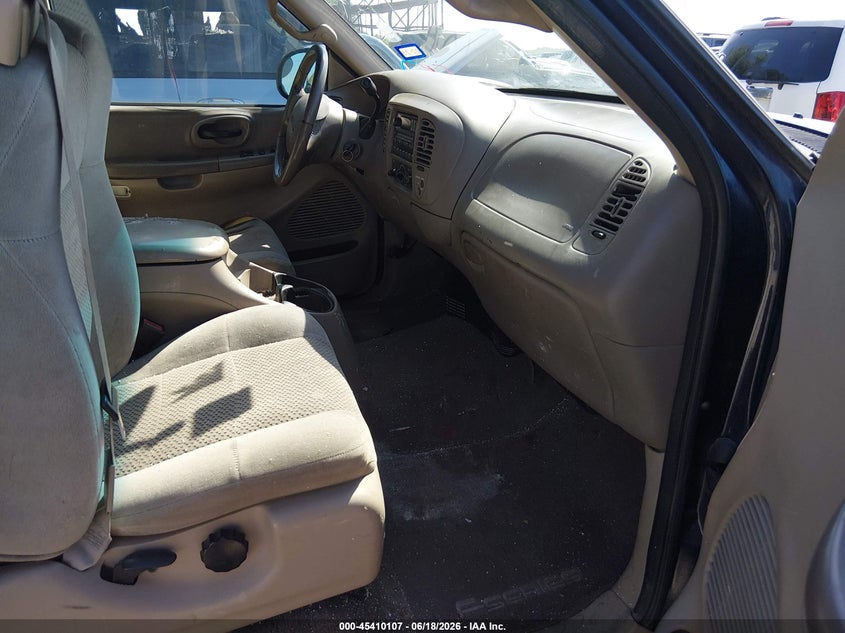2001 Ford F-150 VIN 1FTRX17L91NC01960 IAAI salvage auction — NORMAL WEAR, Original (Texas), sold $125 on 2026-07-06 (photo 5)