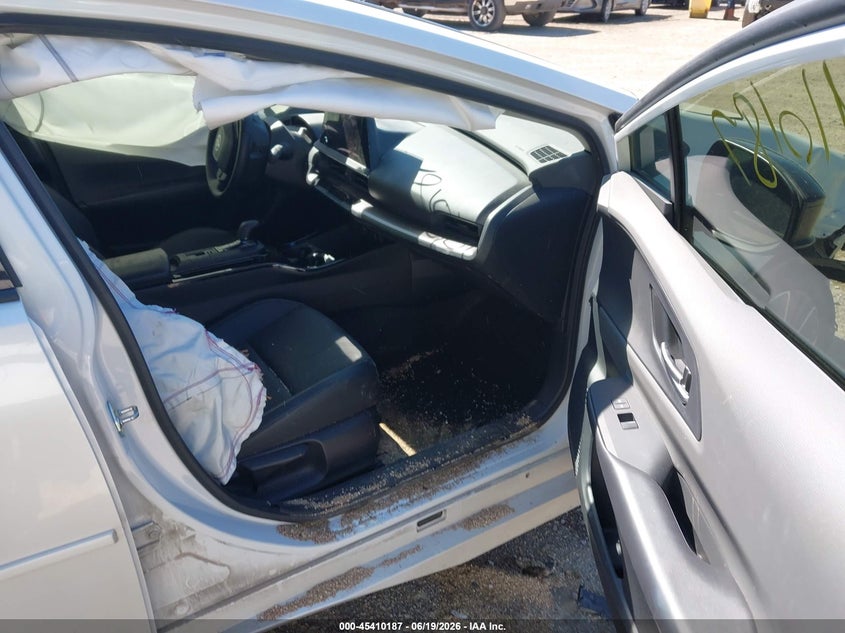 2023 Toyota Prius VIN JTDADABU3P3002011 IAAI salvage auction — FRONT & REAR, Salvage (Indiana), sold $4,800 on 2026-07-15 (photo 5)