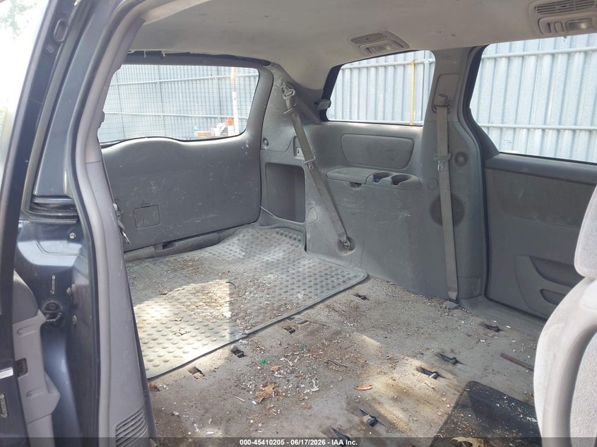 2009 Toyota Sienna VIN 5TDZK23C59S271164 IAAI salvage auction — FRONT & REAR, Clear (New Jersey), sold $800 on 2026-07-22 (photo 8)