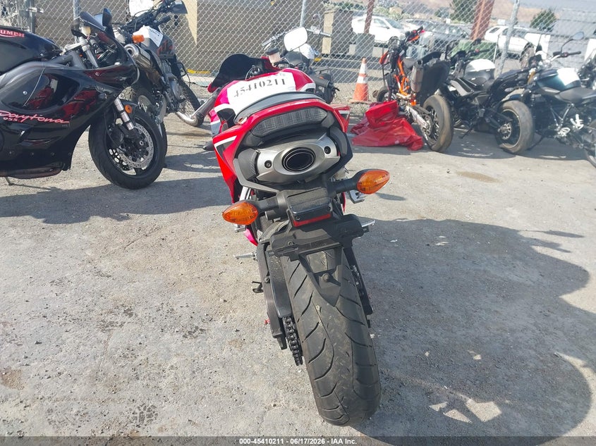 2017 Honda VIN JH2PC40H3HK300044 IAAI salvage auction — FRONT END, Salvage Title, sold $525 on 2026-07-30 (photo 6)