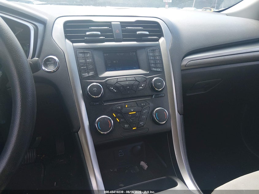 2018 Ford Fusion VIN 3FA6P0UU3JR281981 IAAI salvage auction — NORMAL WEAR, SF97 (Rhode Island), sold $9,700 on 2026-07-23 (photo 6)