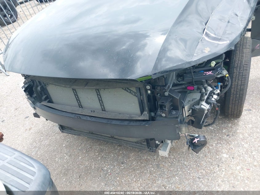 2025 Volvo Xc40 VIN YV4L12UC7S2533705 IAAI salvage auction — FRONT END, Salvage (Texas), sold $9,450 on 2026-07-22 (photo 6)