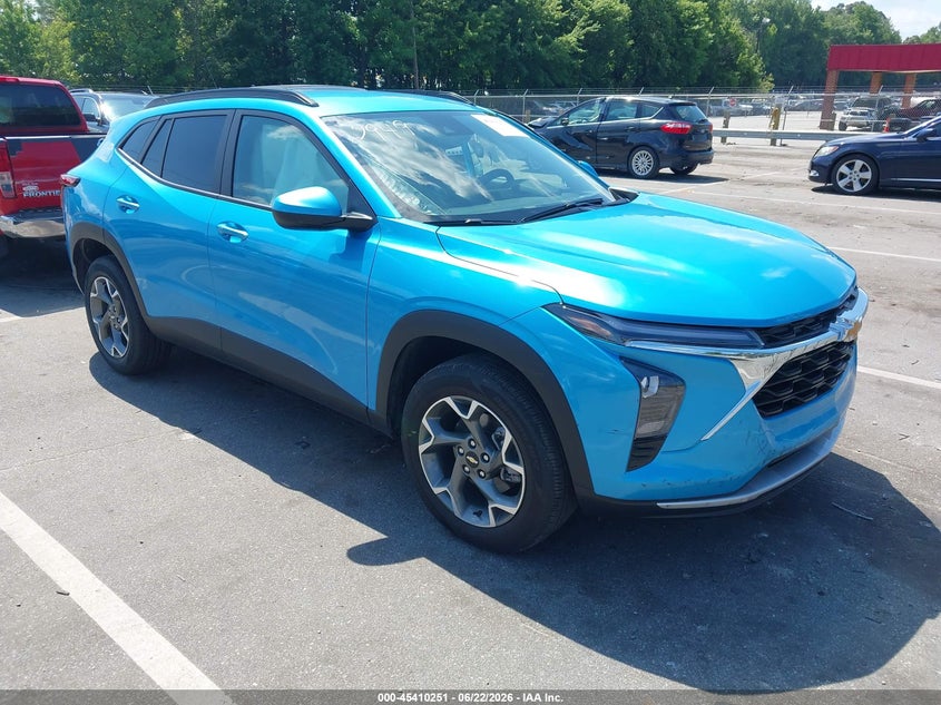 2025 Chevrolet Trax VIN KL77LHEPXSC202949 — IAAI salvage auction photo