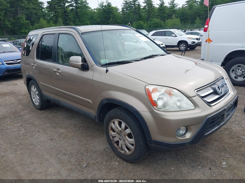 2005 Honda Cr-v VIN SHSRD78955U322870 IAAI salvage auction — BIO HAZARD, Clear (Massachusetts), sold $900 on 2026-07-24 (photo 1)