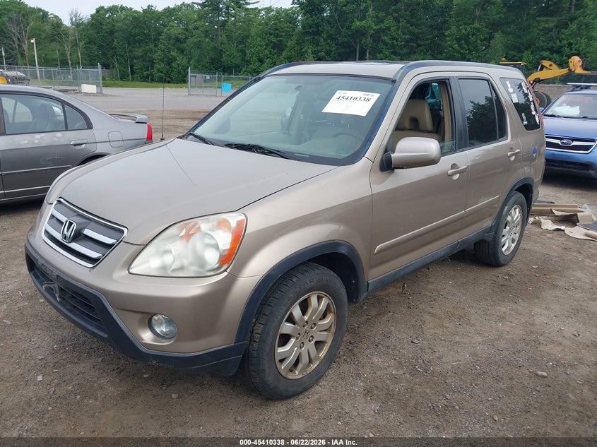 2005 Honda Cr-v VIN SHSRD78955U322870 IAAI salvage auction — BIO HAZARD, Clear (Massachusetts), sold $900 on 2026-07-24 (photo 2)