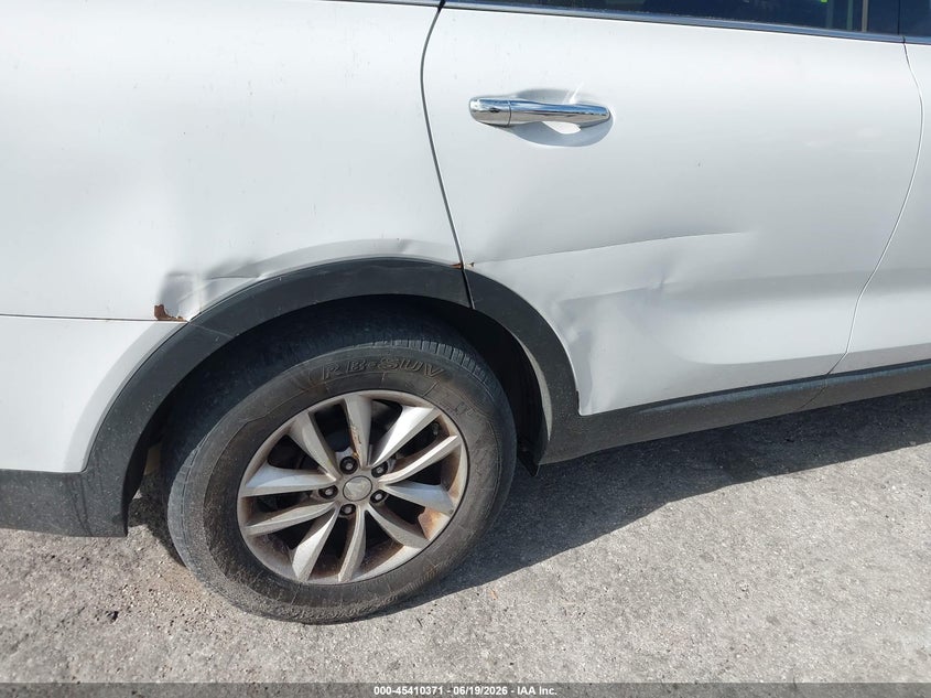 2016 Kia Sorento VIN 5XYPG4A51GG141451 IAAI salvage auction — NORMAL WEAR, Clear (Florida), sold $1,225 on 2026-07-16 (photo 6)