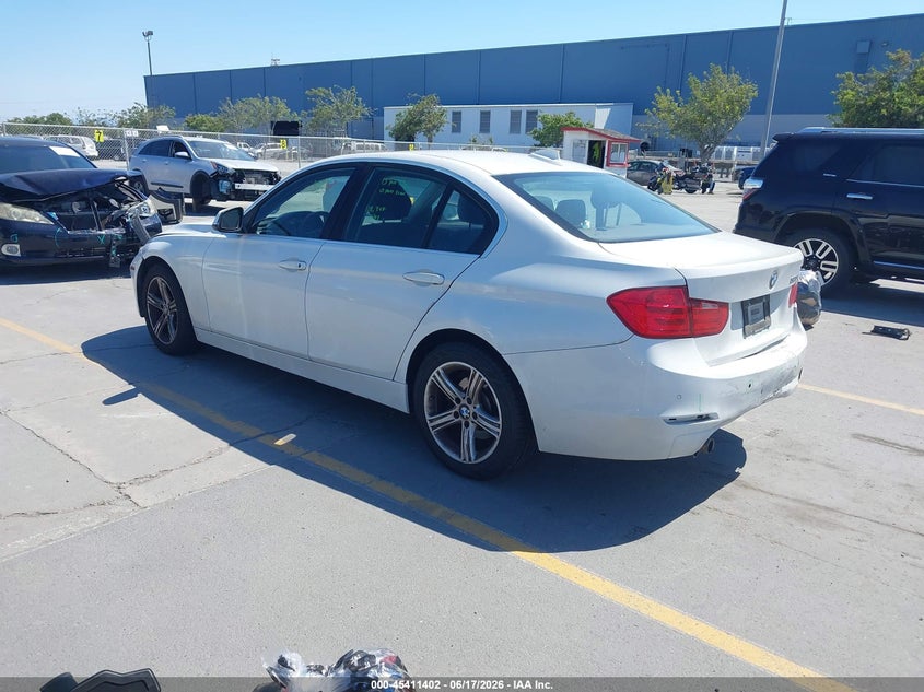 2015 BMW VIN WBA3C1C54FP852463 IAAI salvage auction — FRONT & REAR, Salvage Title, sold $2,150 on 2026-08-10 (photo 3)