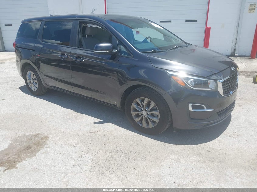 2021 Kia SEDONA VIN KNDMB5C1XM6665326 IAAI salvage auction — SIDE, Salvage (Arizona), sold $3,800 on 2026-07-08 (photo 1)