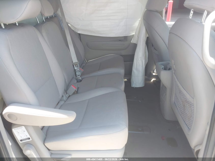 2021 Kia SEDONA VIN KNDMB5C1XM6665326 IAAI salvage auction — SIDE, Salvage (Arizona), sold $3,800 on 2026-07-08 (photo 8)