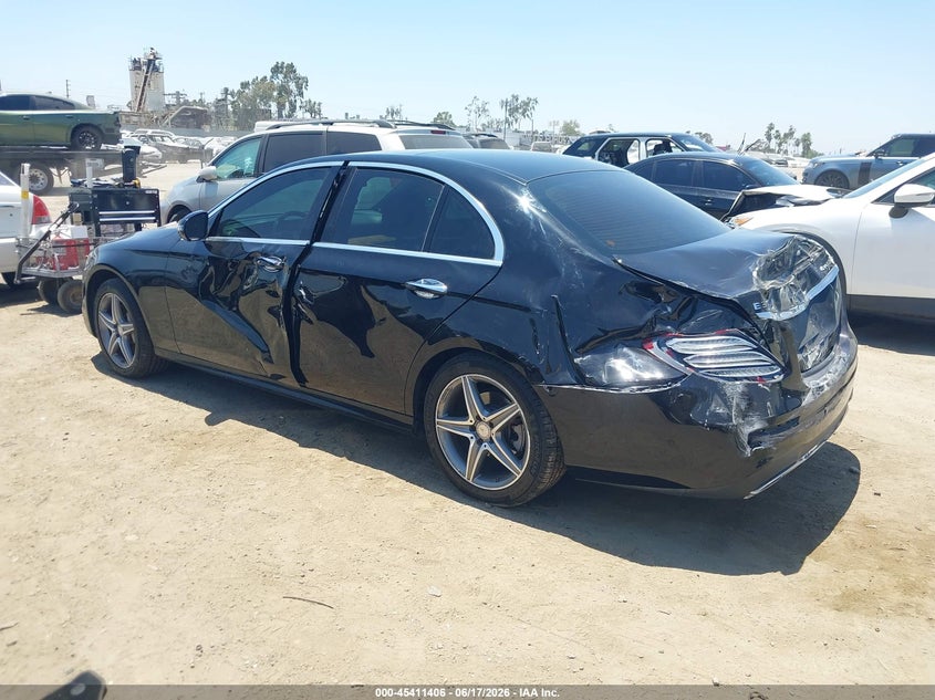 2017 Mercedes-benz VIN WDDZF4KB7HA112785 IAAI salvage auction — REAR END, Salvage (California), sold $5,800 on 2026-07-29 (photo 3)