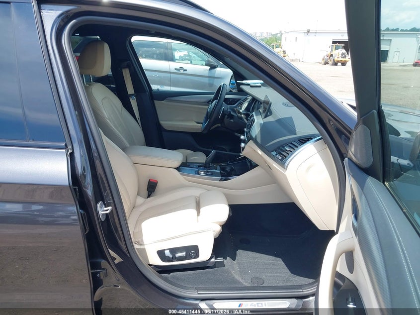2019 BMW X3 VIN 5UXTS3C56K0Z05523 IAAI salvage auction — RIGHT FRONT, Salvage Title, sold $19,050 on 2026-07-17 (photo 5)