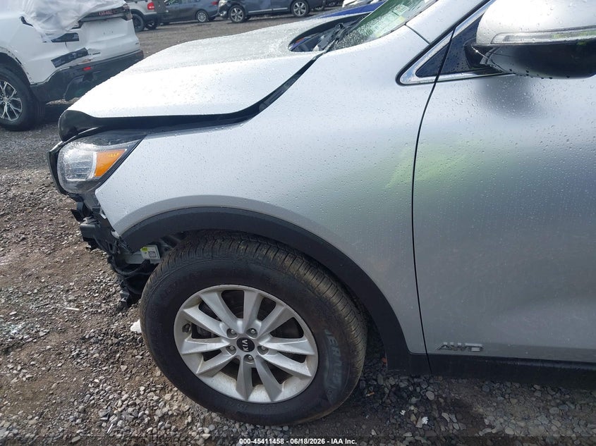 2019 Kia Sorento VIN 5XYPGDA34KG591344 IAAI salvage auction — FRONT END, Salvage Title, sold $2,250 on 2026-07-26 (photo 6)