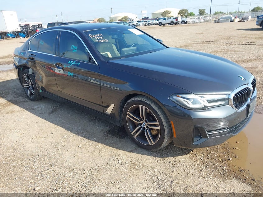 2021 BMW 5er VIN WBA53BH09MWX10107 — IAAI salvage auction photo
