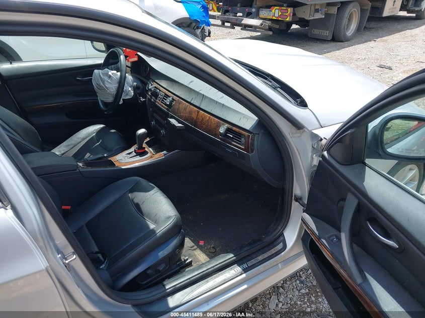 2011 BMW 3 series VIN WBAPK5G51BNN32190 IAAI salvage auction — FRONT END, Salvage (Pennsylvania), sold $200 on 2026-07-21 (photo 5)