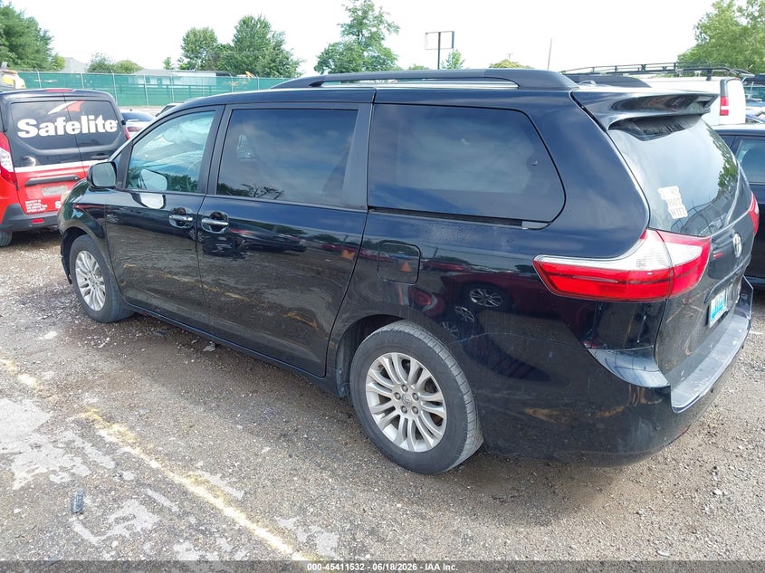 2016 Toyota Sienna VIN 5TDYK3DC2GS710544 IAAI salvage auction — FRONT END, Salvage (Idaho), sold $825 on 2026-07-20 (photo 3)