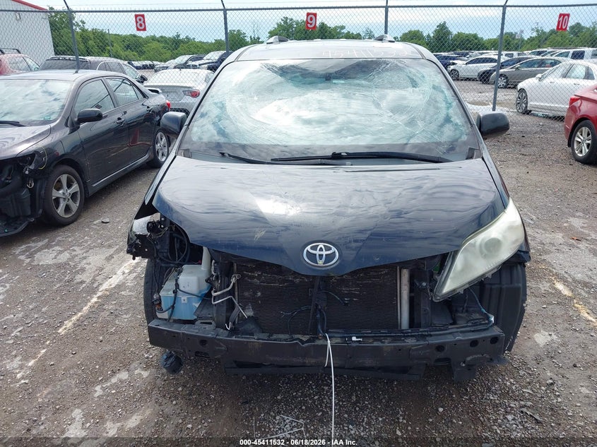 2016 Toyota Sienna VIN 5TDYK3DC2GS710544 IAAI salvage auction — FRONT END, Salvage (Idaho), sold $825 on 2026-07-20 (photo 6)