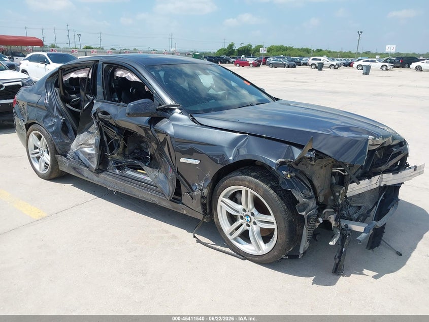 2013 BMW 5er VIN WBAFR7C50DC829541 IAAI salvage auction — FRONT END, Salvage Title, sold $575 on 2026-07-29 (photo 6)