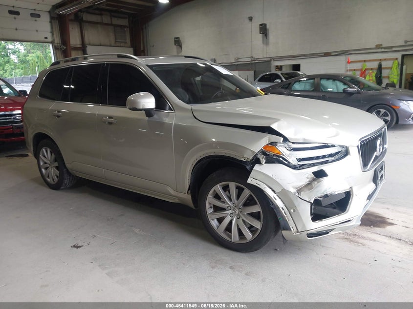 2017 Volvo Xc90 VIN YV4A22PKXH1147110 IAAI salvage auction — RIGHT FRONT, Wait Title, sold $4,650 on 2026-08-09 (photo 1)