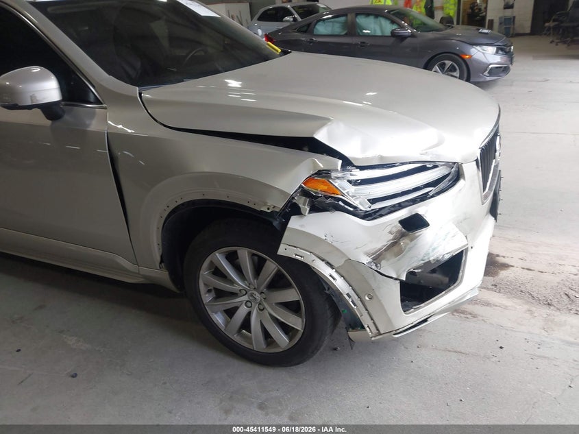 2017 Volvo Xc90 VIN YV4A22PKXH1147110 IAAI salvage auction — RIGHT FRONT, Wait Title, sold $4,650 on 2026-08-09 (photo 6)