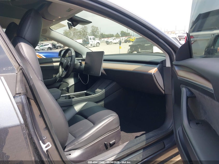 2021 Tesla Model 3 VIN 5YJ3E1EB9MF089170 IAAI salvage auction — RIGHT REAR, Salvage (California), sold $8,900 on 2026-07-08 (photo 5)