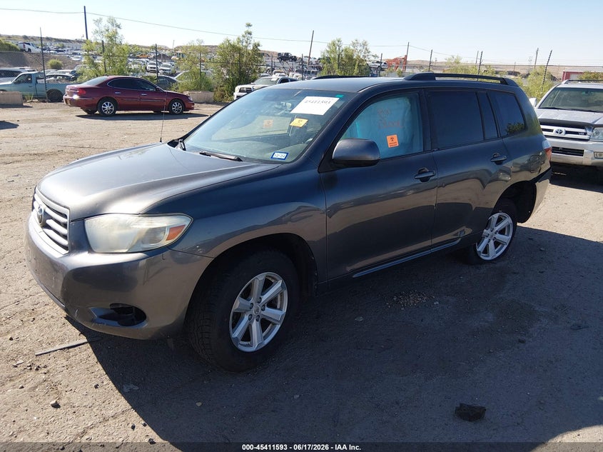 2010 Toyota Highlander VIN 5TDZK3EH5AS016484 IAAI salvage auction — NORMAL WEAR, Clear (Texas), sold $750 on 2026-07-13 (photo 2)