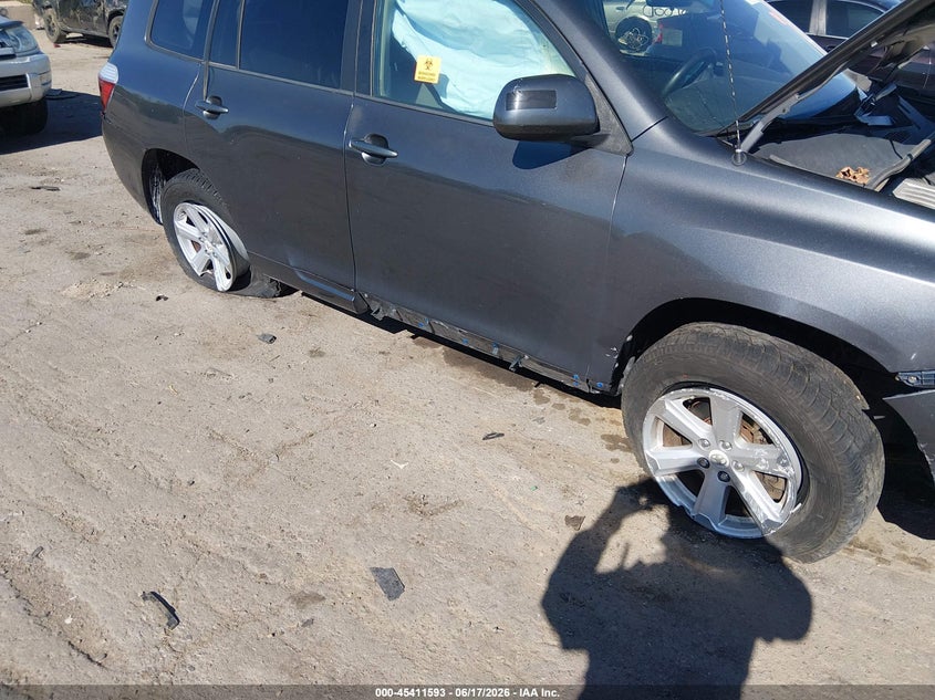2010 Toyota Highlander VIN 5TDZK3EH5AS016484 IAAI salvage auction — NORMAL WEAR, Clear (Texas), sold $750 on 2026-07-13 (photo 6)