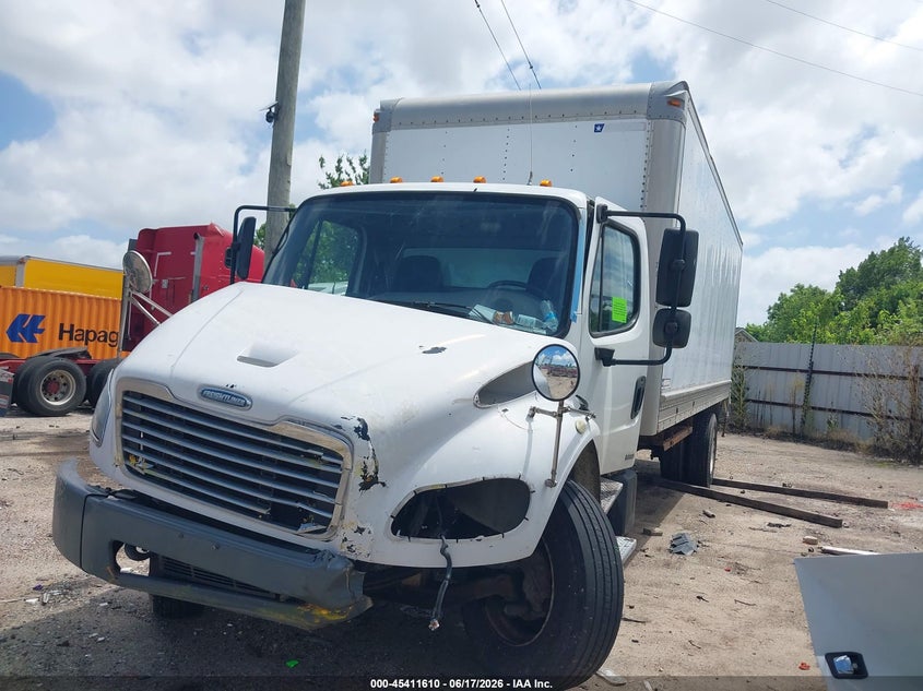 2012 Freightliner M2 106 VIN 1FVACWDU0CHBL6315 IAAI salvage auction — FRONT END, Original (Texas), sold $3,300 on 2026-07-22 (photo 2)