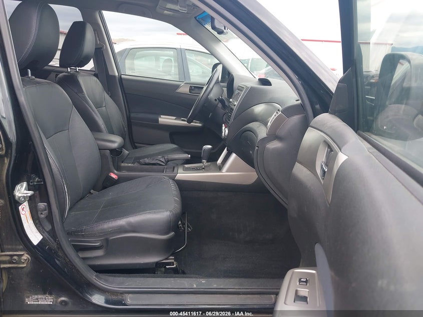 2010 Subaru Forester VIN JF2SH6DC0AH761480 IAAI salvage auction — NORMAL WEAR, Clear (Washington), sold $1,375 on 2026-07-07 (photo 5)