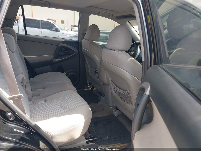 2008 Toyota Rav4 VIN JTMBK31V985059402 IAAI salvage auction — NORMAL WEAR, Clear (Florida), sold $875 on 2026-07-28 (photo 8)