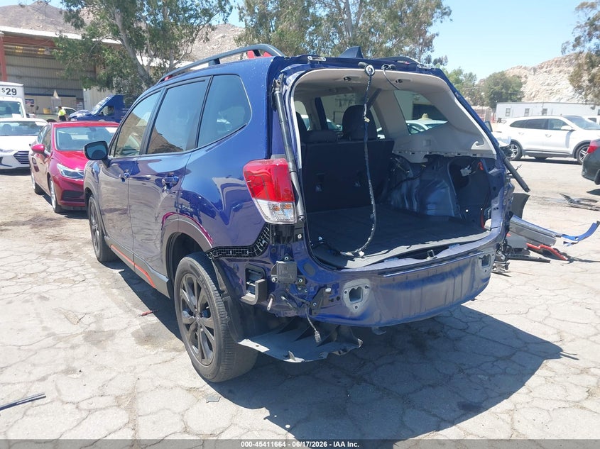 2024 Subaru Forester VIN JF2SKAGC6RH435811 IAAI salvage auction — REAR END, Salvage Title, sold $5,700 on 2026-07-23 (photo 3)