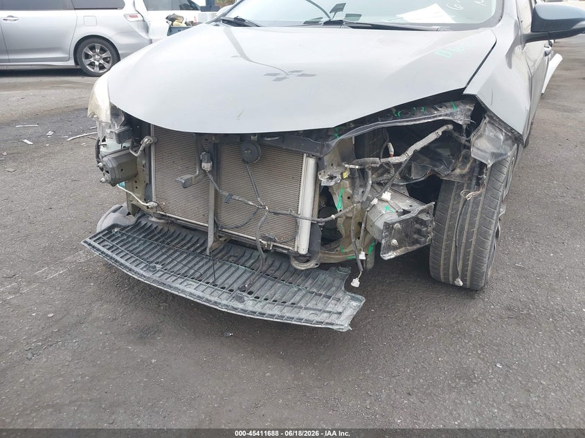 2017 Toyota Corolla VIN 5YFBURHE3HP637497 IAAI salvage auction — FRONT END, Salvage Title, sold $5,200 on 2026-08-02 (photo 6)