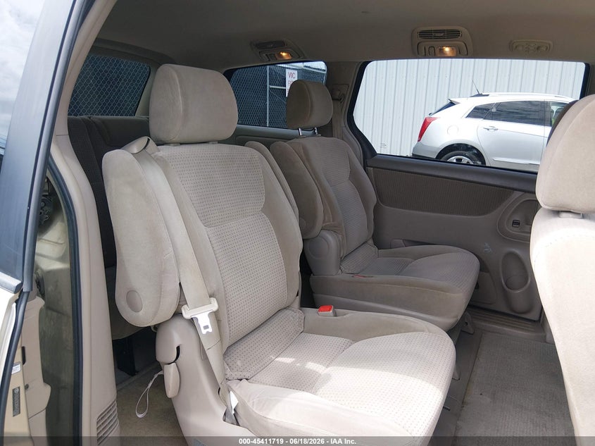 2006 Toyota Sienna VIN 5TDZA23C26S457033 IAAI salvage auction — FRONT END, Salvage (South Carolina), sold $575 on 2026-07-15 (photo 8)