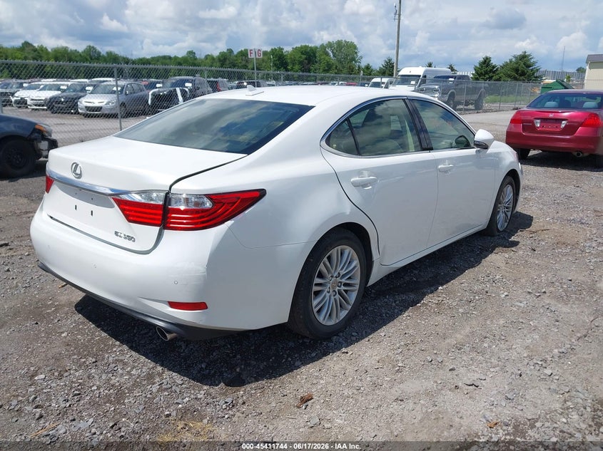 2014 Lexus VIN JTHBK1GG8E2120019 IAAI salvage auction — LEFT & RIGHT, Salvage Title, sold $50 on 2026-07-28 (photo 4)