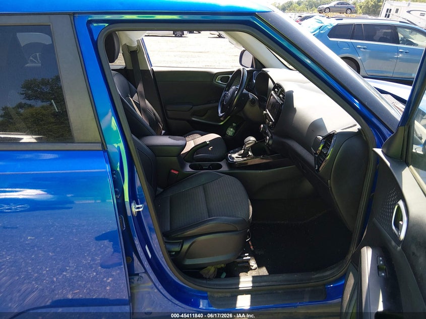 2020 Kia Soul VIN KNDJ33AU4L7011710 IAAI salvage auction — LEFT SIDE, Salvage (South Carolina), sold $3,500 on 2026-07-28 (photo 5)