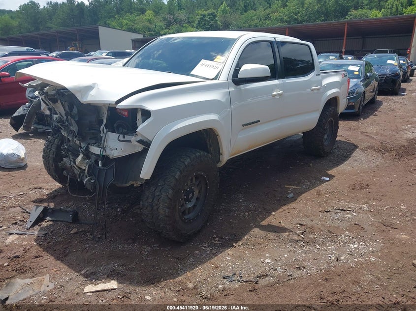 2017 Toyota Tacoma VIN 5TFCZ5AN2HX085081 IAAI salvage auction — FRONT END, Salvage (Alabama), sold $5,200 on 2026-07-15 (photo 2)