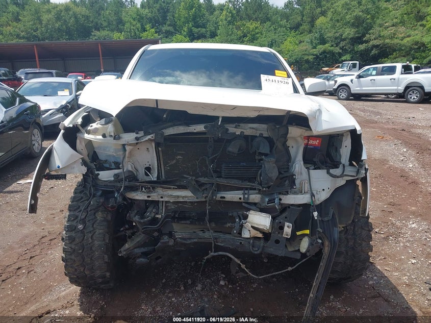 2017 Toyota Tacoma VIN 5TFCZ5AN2HX085081 IAAI salvage auction — FRONT END, Salvage (Alabama), sold $5,200 on 2026-07-15 (photo 6)