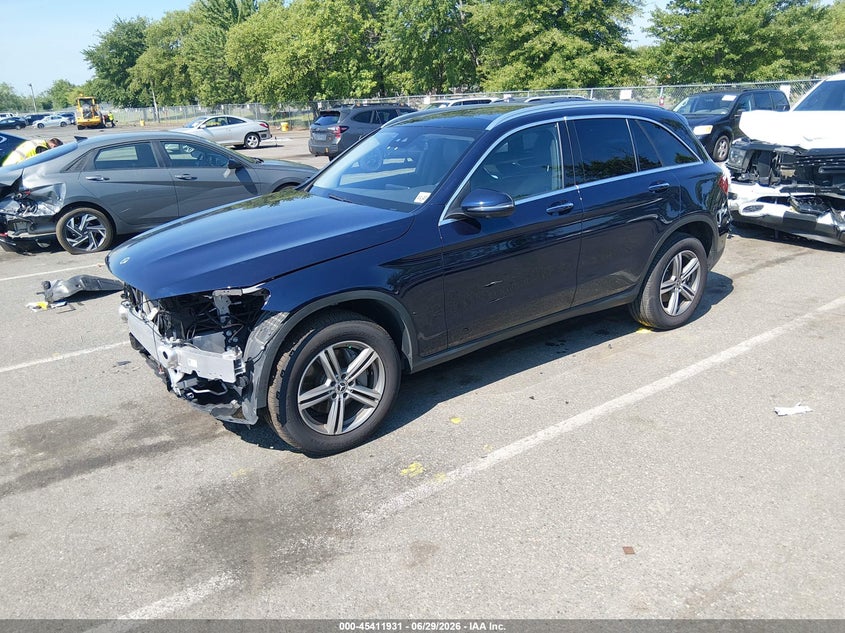 2022 Mercedes-benz Glc VIN W1N0G8EB3NG082950 IAAI salvage auction — FRONT END, Salvage Title, sold $12,900 on 2026-08-02 (photo 2)