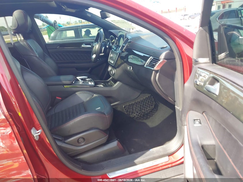 2018 Mercedes-benz Amg gle coupe VIN 4JGED6EBXJA091518 IAAI salvage auction — SIDE, Rebuildable (Florida), sold $20,325 on 2026-07-16 (photo 5)