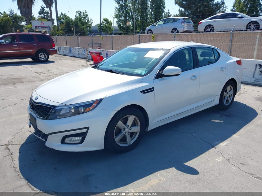 2015 Kia Optima VIN KNAGM4A71F5653516 IAAI salvage auction — NORMAL WEAR, Clear (New York), sold $800 on 2026-07-29 (photo 2)