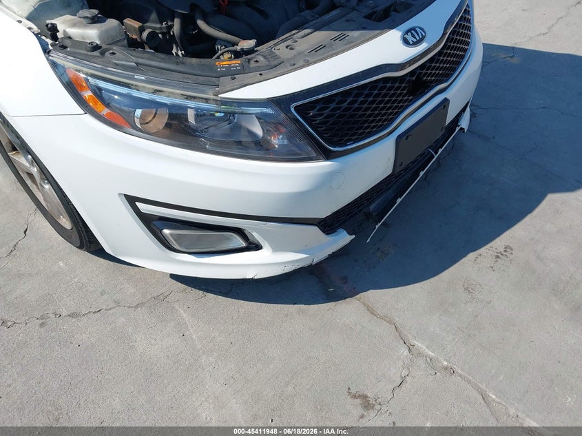 2015 Kia Optima VIN KNAGM4A71F5653516 IAAI salvage auction — NORMAL WEAR, Clear (New York), sold $800 on 2026-07-29 (photo 6)