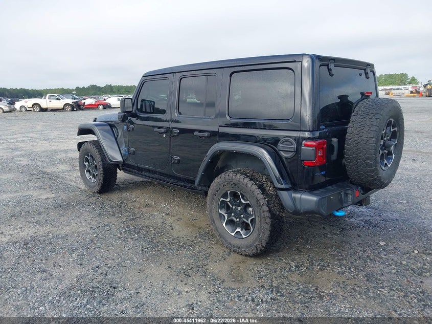 2021 Jeep Grand wagoneer VIN 1C4JJXR63MW686152 IAAI salvage auction — REAR END, Wait Title, sold $15,200 on 2026-08-20 (photo 3)