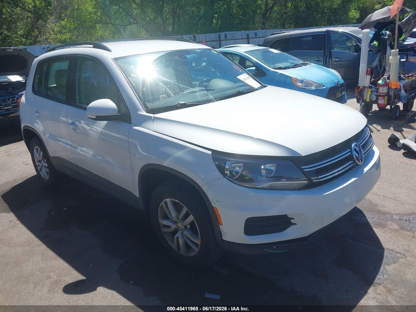 2017 Volkswagen Tiguan VIN WVGBV7AX4HK034324 IAAI salvage auction — FRONT & REAR, Salvage Title, sold $2,375 on 2026-07-23 (photo 1)