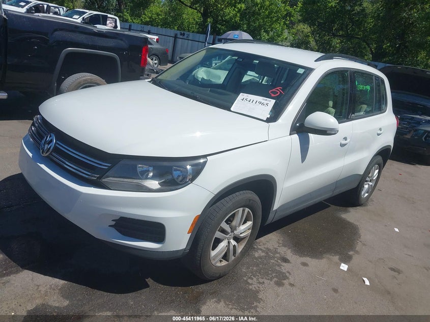 2017 Volkswagen Tiguan VIN WVGBV7AX4HK034324 IAAI salvage auction — FRONT & REAR, Salvage Title, sold $2,375 on 2026-07-23 (photo 2)