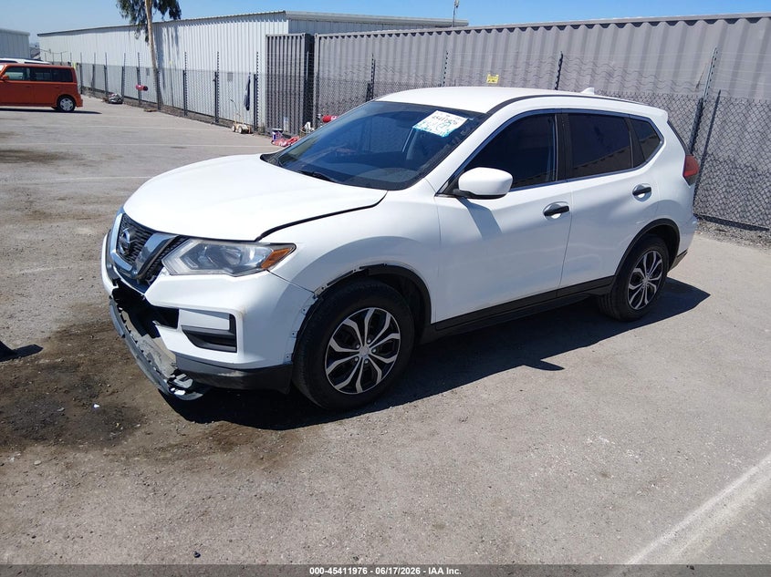 2017 Nissan Rogue VIN KNMAT2MT6HP560622 IAAI salvage auction — FRONT END, Salvage (California), sold $2,725 on 2026-07-13 (photo 2)