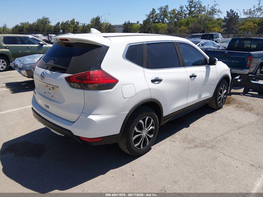 2017 Nissan Rogue VIN KNMAT2MT6HP560622 IAAI salvage auction — FRONT END, Salvage (California), sold $2,725 on 2026-07-13 (photo 4)