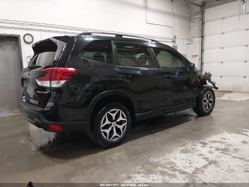 2020 Subaru Forester VIN JF2SKAJC0LH598776 IAAI salvage auction — FRONT END, Bill Of Sale (Alaska), sold $2,900 on 2026-07-17 (photo 4)